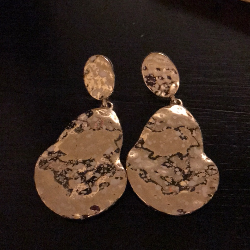Women earrings